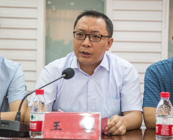 596A1140_副本.jpg