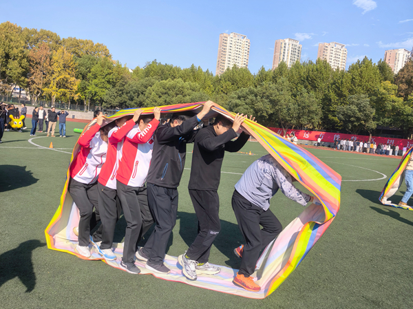 1763023668612182.jpg 车轮滚滚_副本.jpg